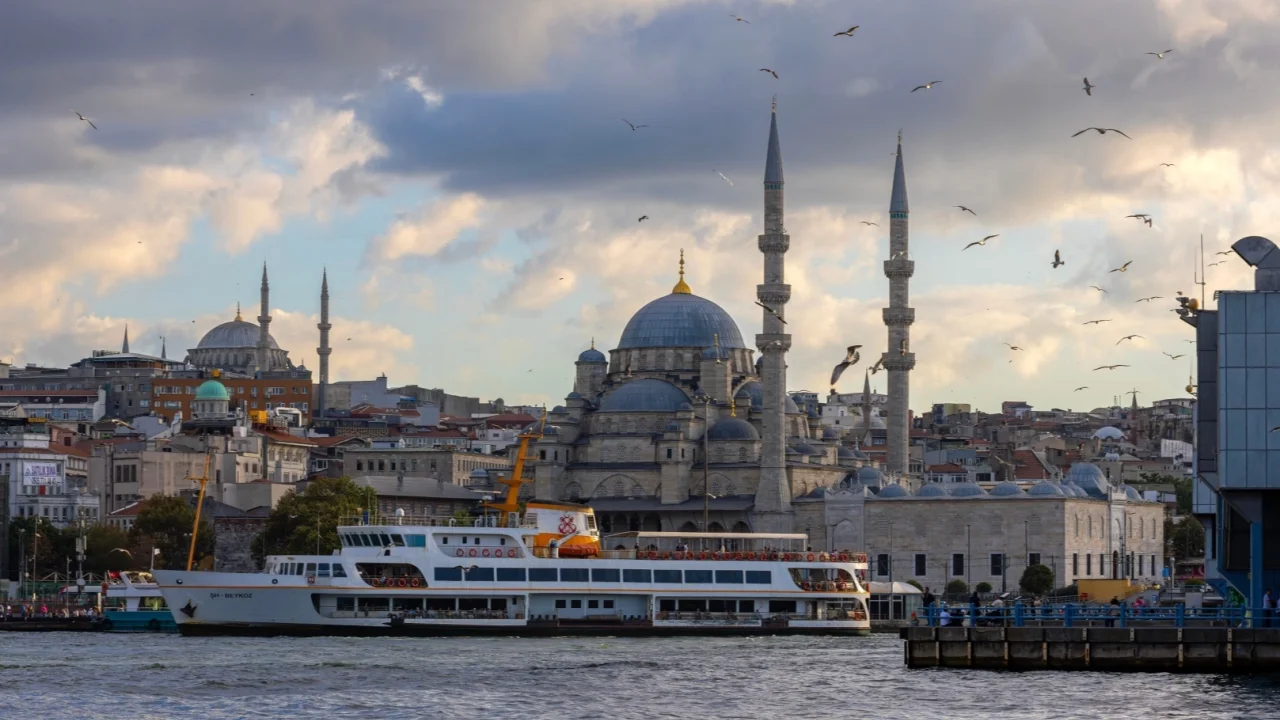 Hava sıcaklıkları artıyor... Ege'de fırtınaya dikkat!
