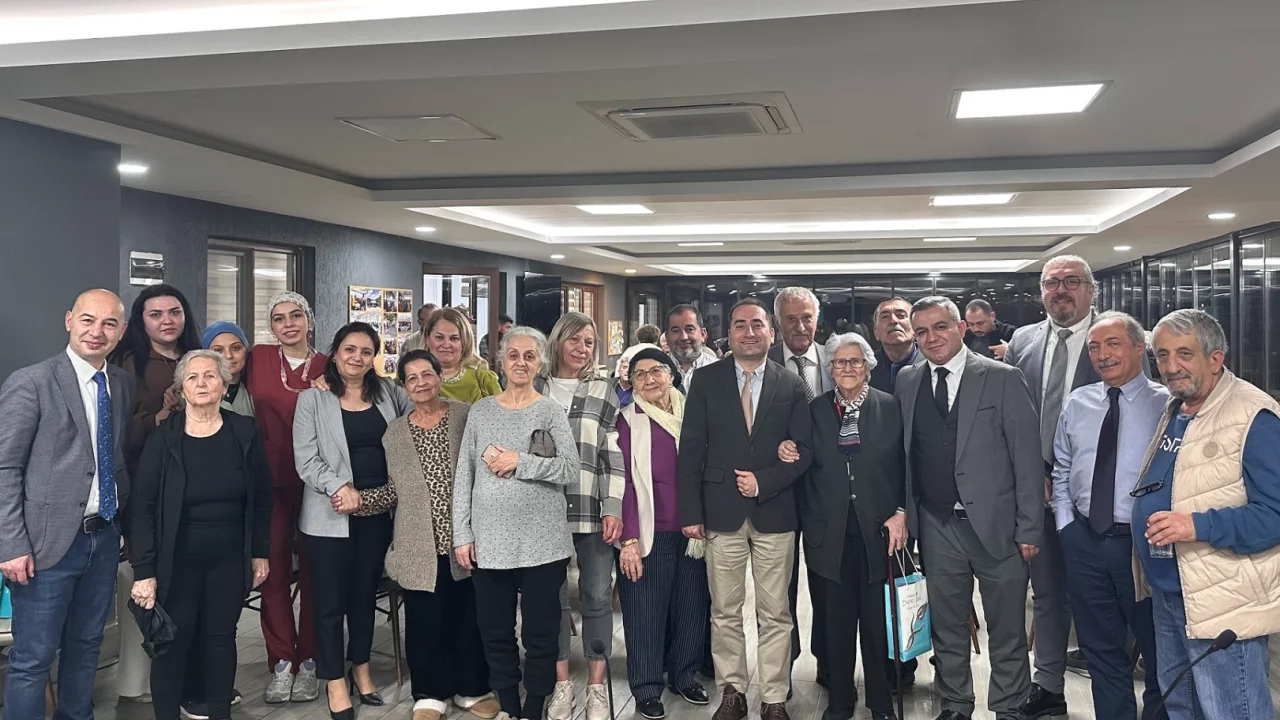 Huzurevi sakinleri sağlıklı yaş almanın yollarını öğrendi