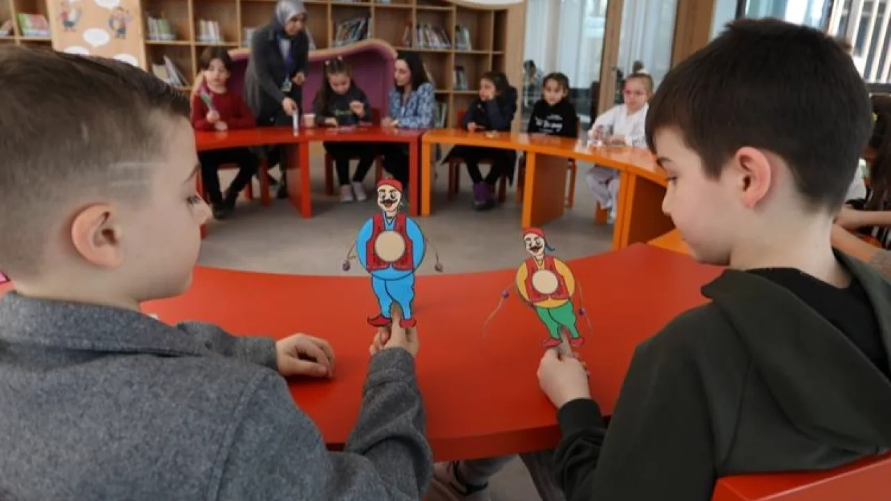 İnegöllü minikler kendi ramazan davulunu yaptı