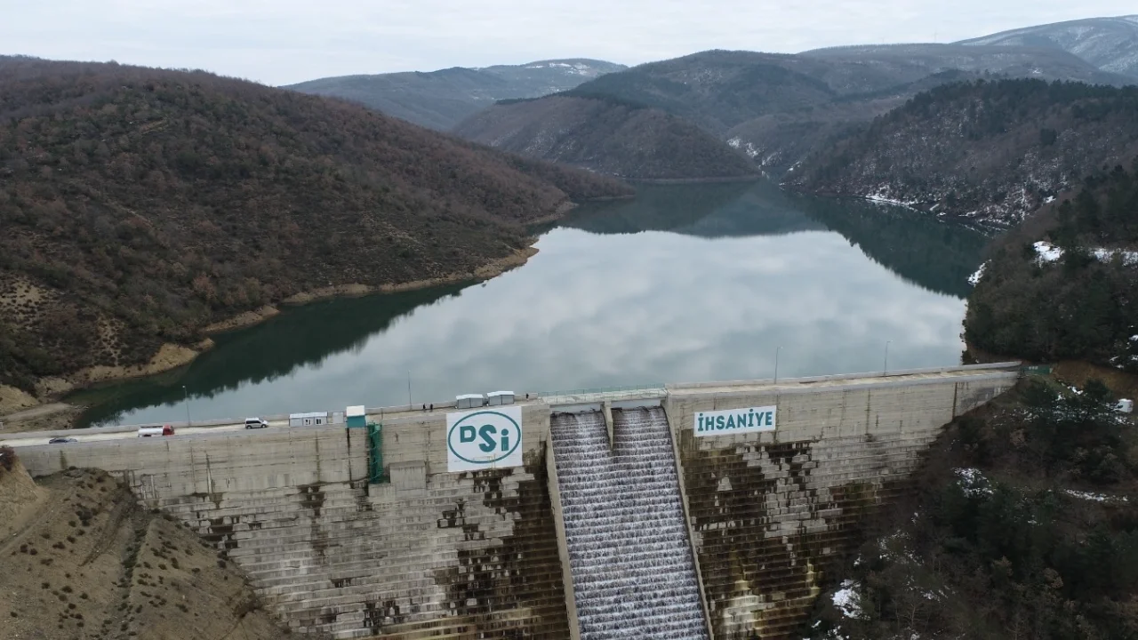 İSU, Karamürsel’de 263,8 milyon liralık altyapı yatırımı gerçekleştirdi