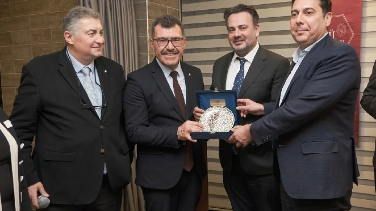 İTÜ mezunları Bursa'da aynı sofrada buluştu