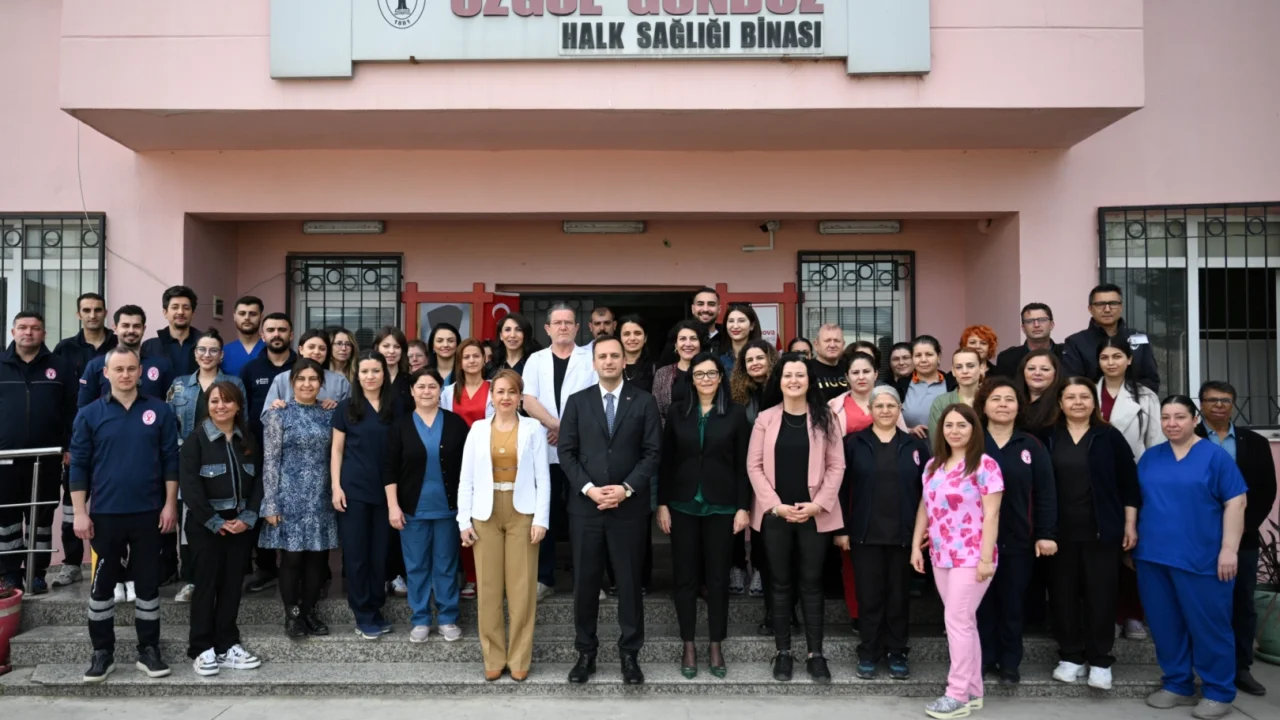 İzmit Bornova'da Başkan Eşki, 14 Mart Tıp Bayramı ziyareti