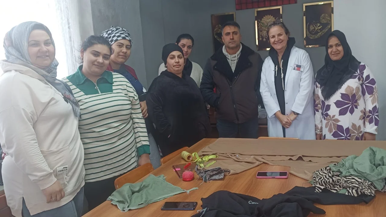 Kadınlara ve gençlere iş kapısı: Dikiş kursu açıldı!