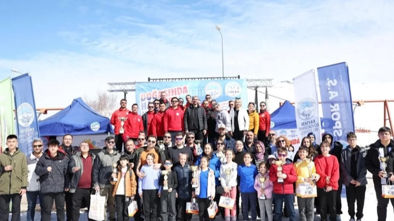 Kayseri Erciyes'te masa tenisi keyfi