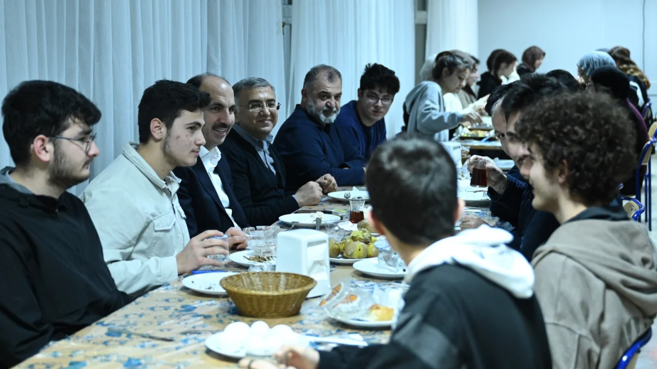 Konya'da yatılı öğrencilere manevi destek!