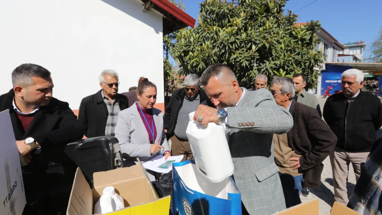 Muğla'da dondan zarar gören üreticilere destek