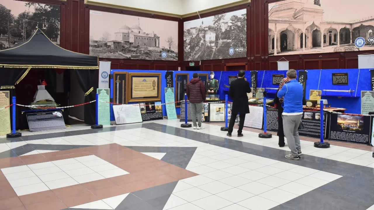 Mukaddes Emanetler Sergisi Bursa Yıldırım’da