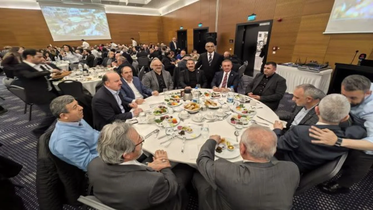 Özcan Dal'dan Onur İftarı