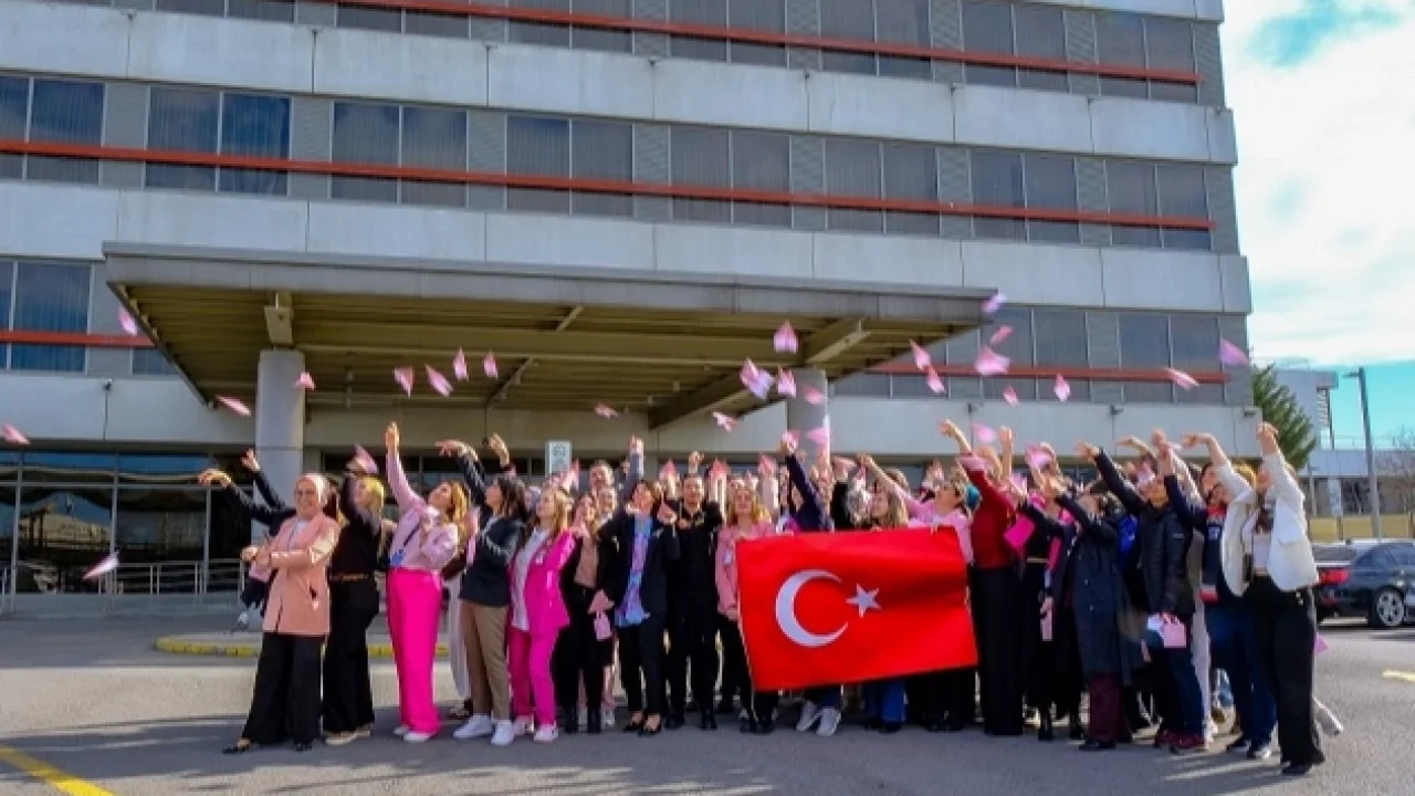 Sabiha Gökçen Havalimanı’nda kadınlara ilham veren 8 Mart kutlaması