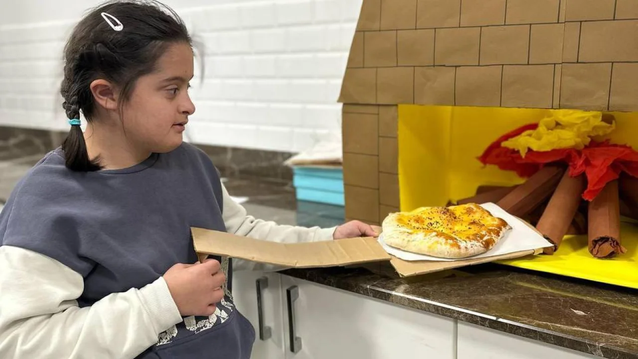 Sakarya'da down sendromlu miniklerle keyifli gün