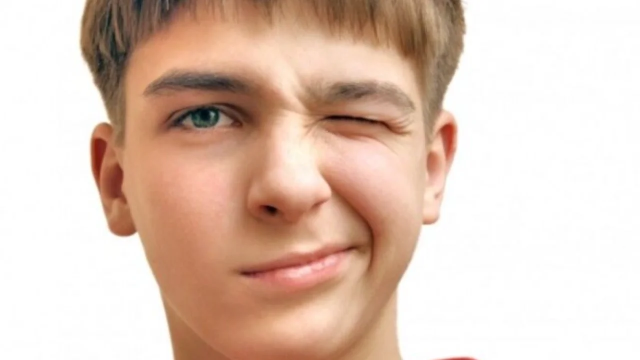 Tourette Sendromu Nedir? Belirtileri nelerdir?