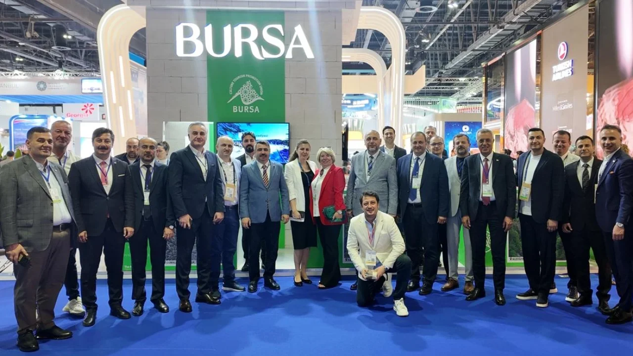 Başkan Ercan Özel Yenişehir'i dünyaya tanıtıyor