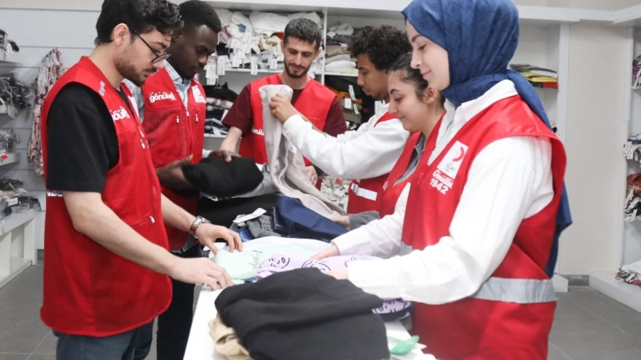 Bursa Teknik Üniversitesinde Kızılay Butik açıldı