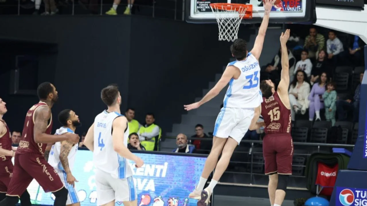 Çayırova potada Bandırma Bordo’yu rahat geçti