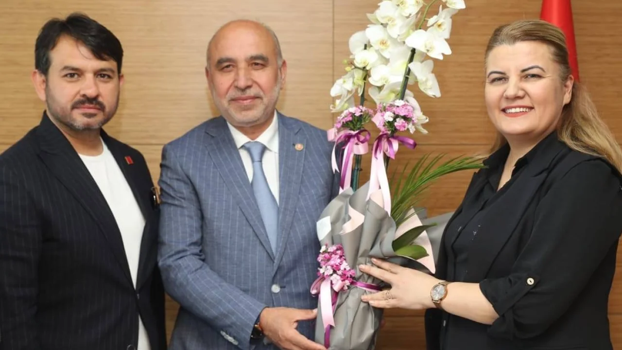 CHP ve İzmit Belediyesi’nden Saadet Partisi’ne ziyaret