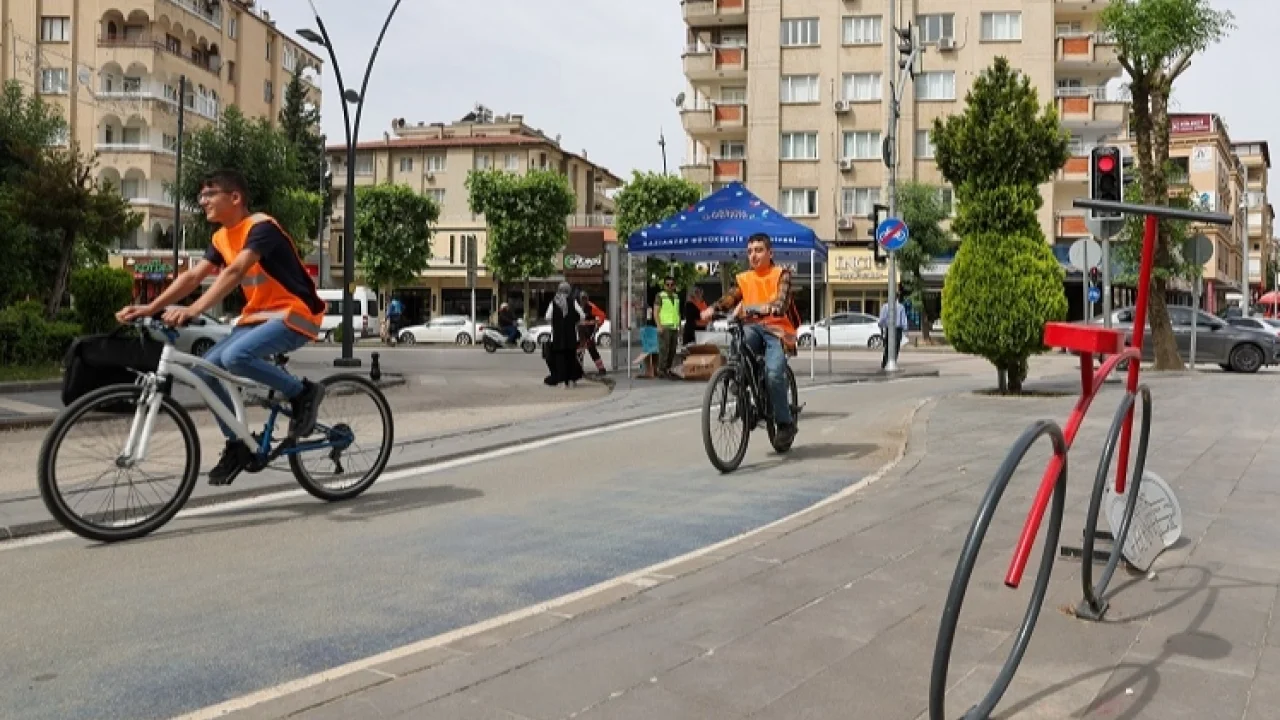 Gaziantep Büyükşehir'de sürdürülebilir ulaşıma pedallı destek