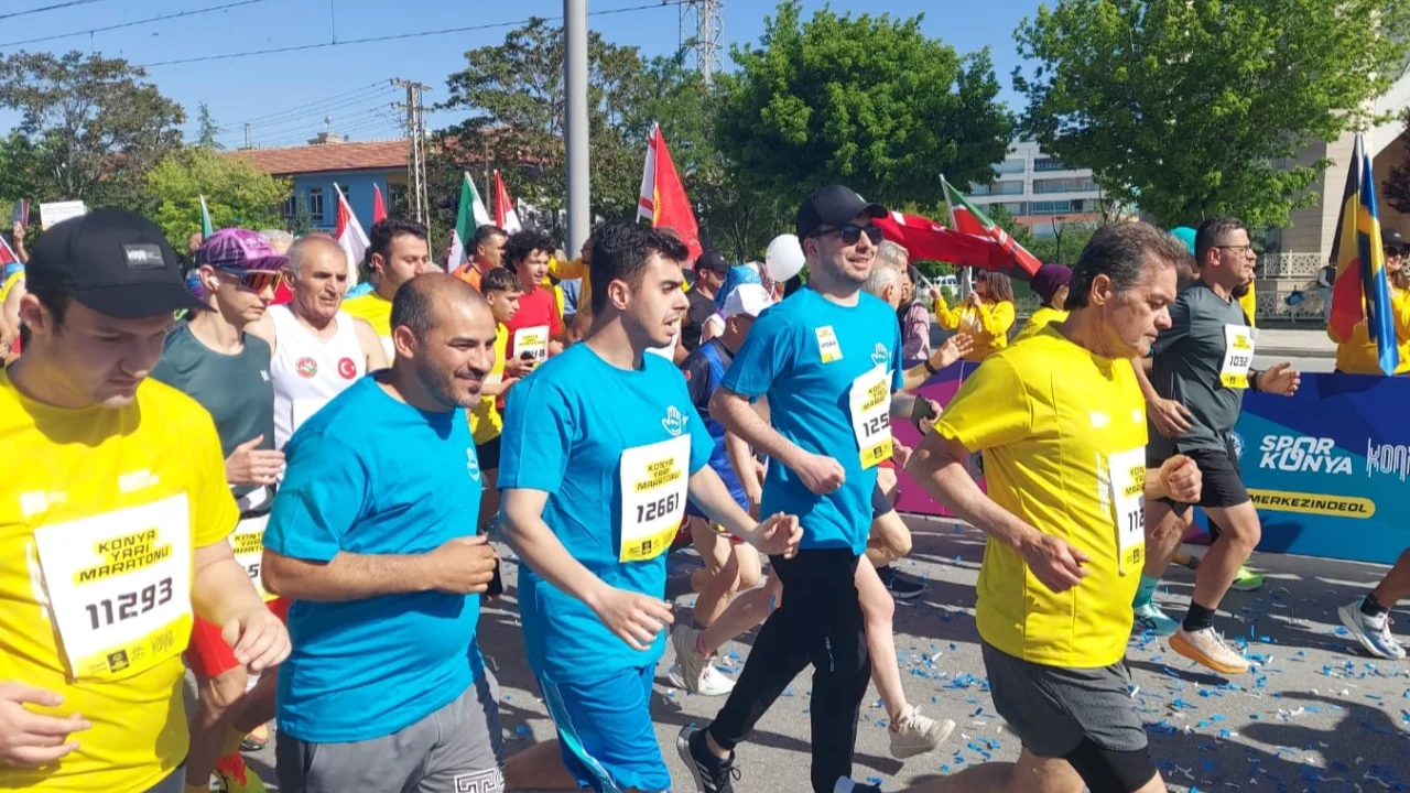Konya Yarı Maratonu’nda SOBE Vakfı otizme koştu