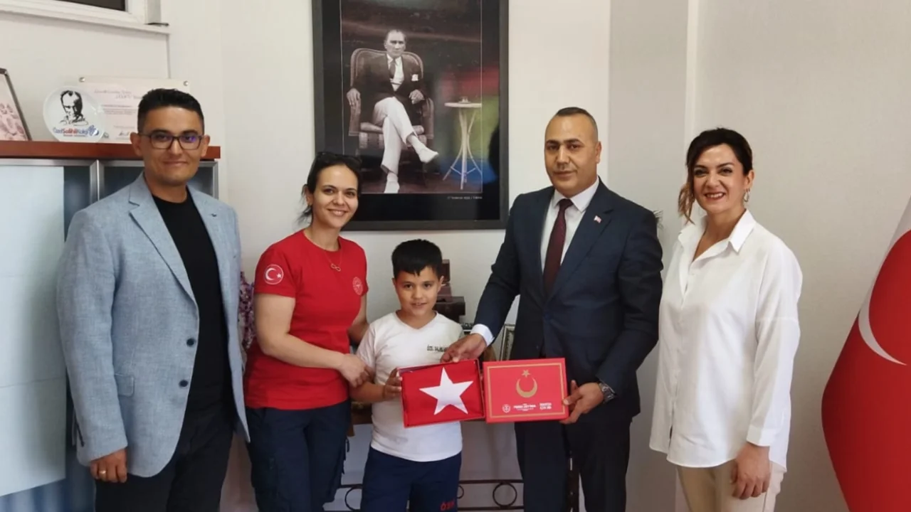Manisa Büyükşehir, Şehit Süleyman Gür’ün oğlunun özel gününü unutmadı