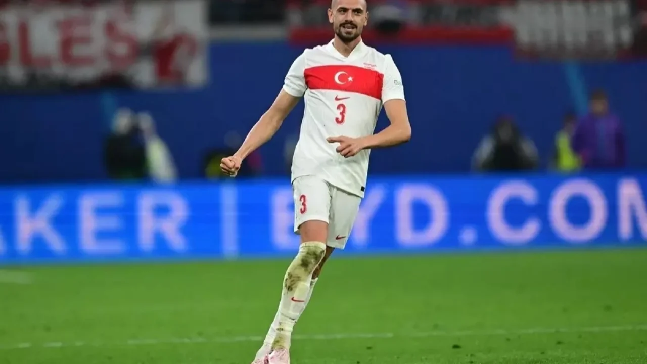 Milli futbolcudan Başkan Büyükakın’a teşekkür
