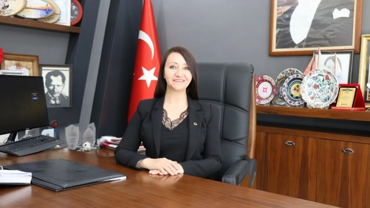 Zekiye Tekin'e önemli görev
