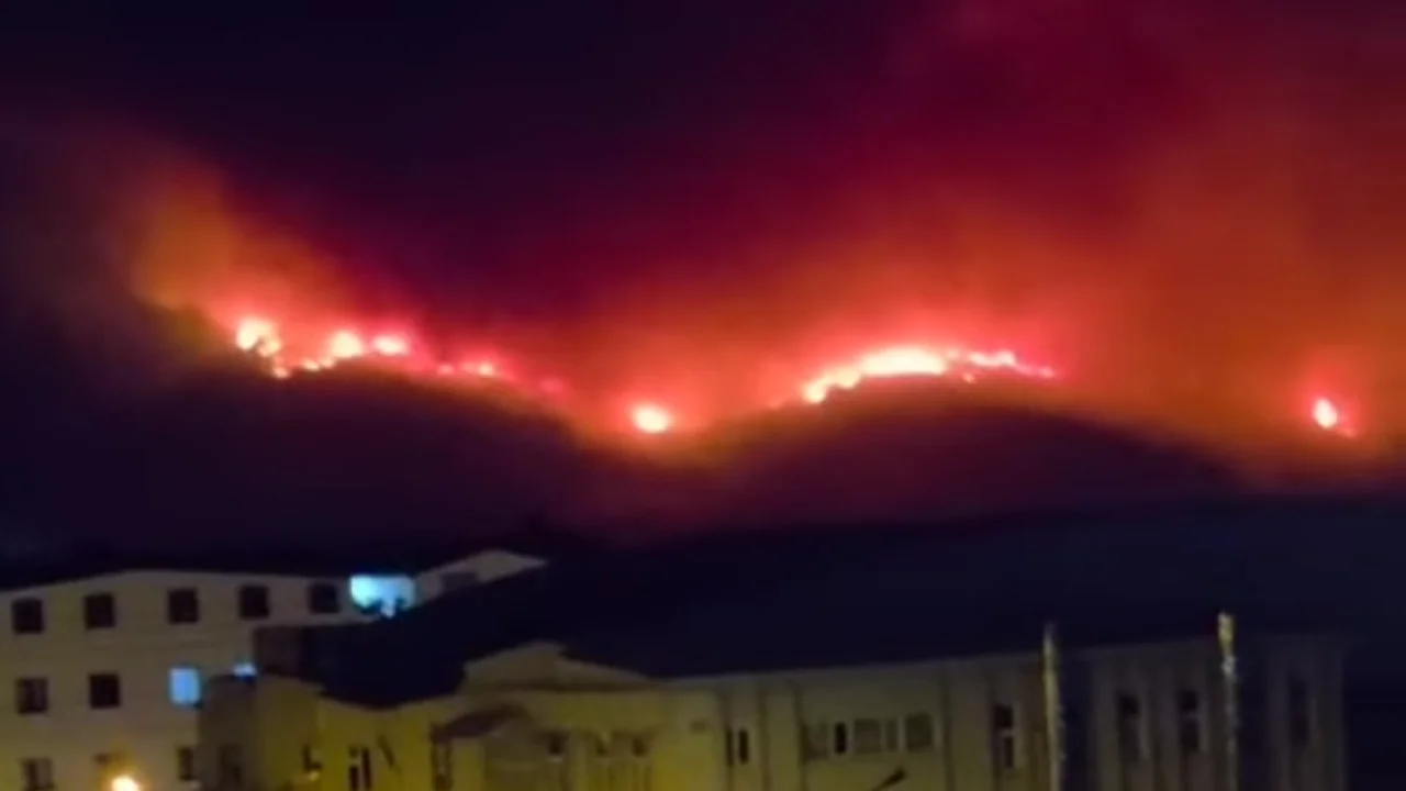 Bursa'da alevler büyüyor! Karahıdır tahliye ediliyor