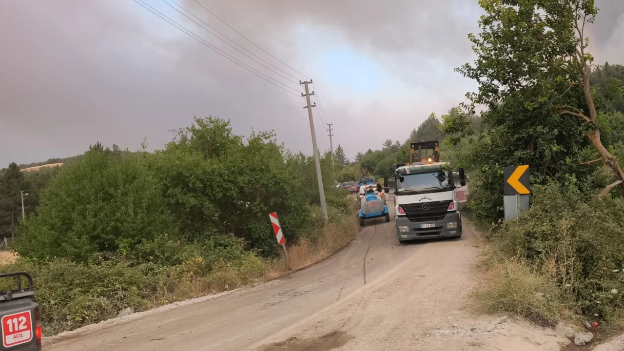 Bursa’daki yangınlarda son durum... Tahliye edilen mahalle ve haneler hangileri?