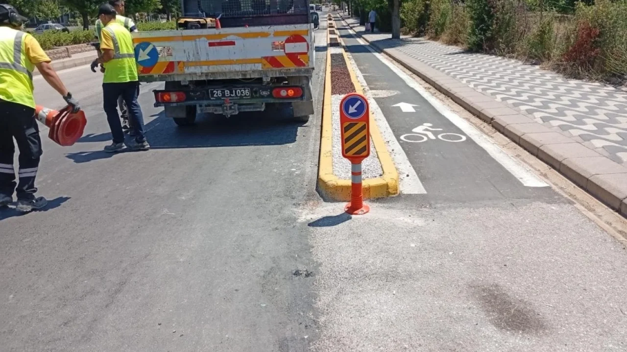 Eskişehir Büyükşehir'den yollara modern dokunuş