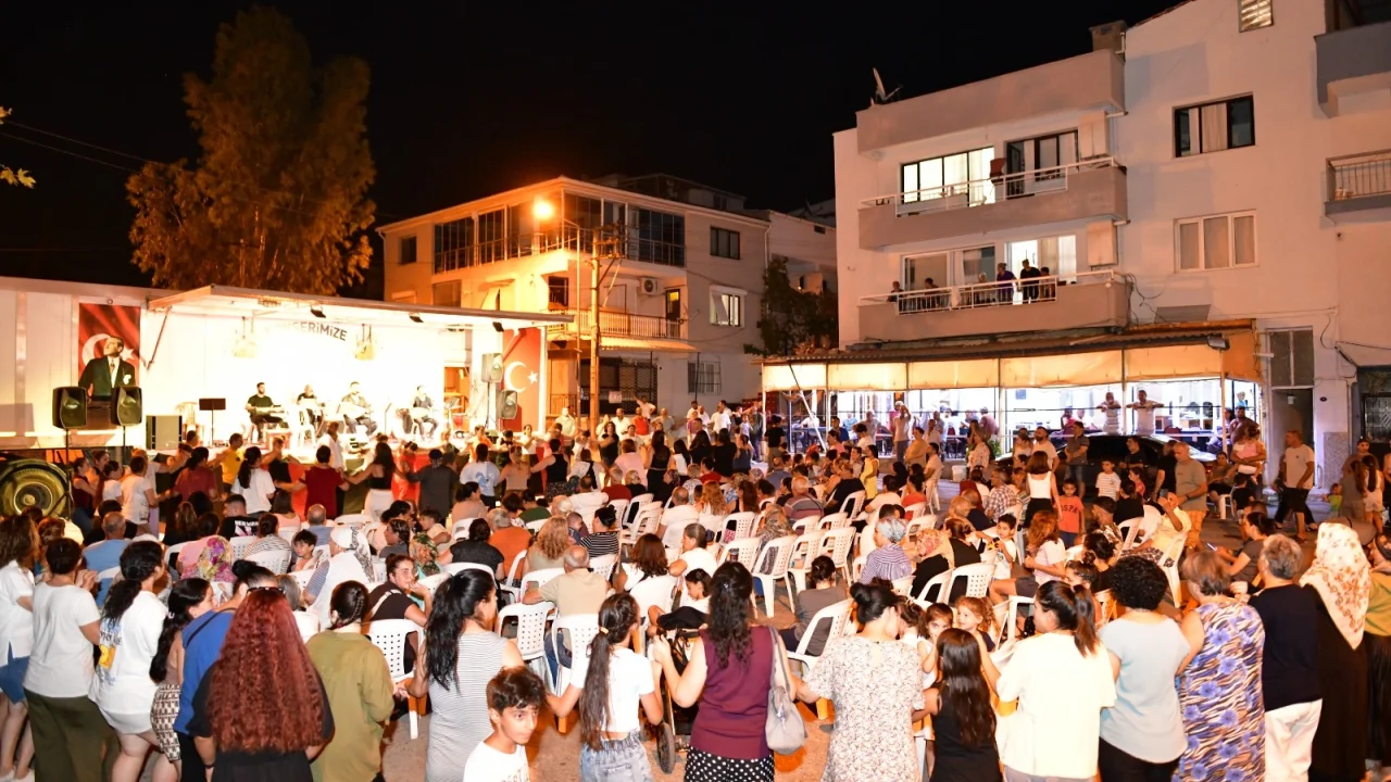 İzmir Çiğli'de müzik ve tiyatro mahallelere taşınıyor