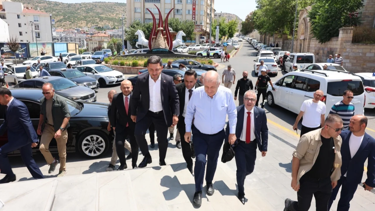Ümit Özdağ'dan Rasim Arı'ya ziyaret