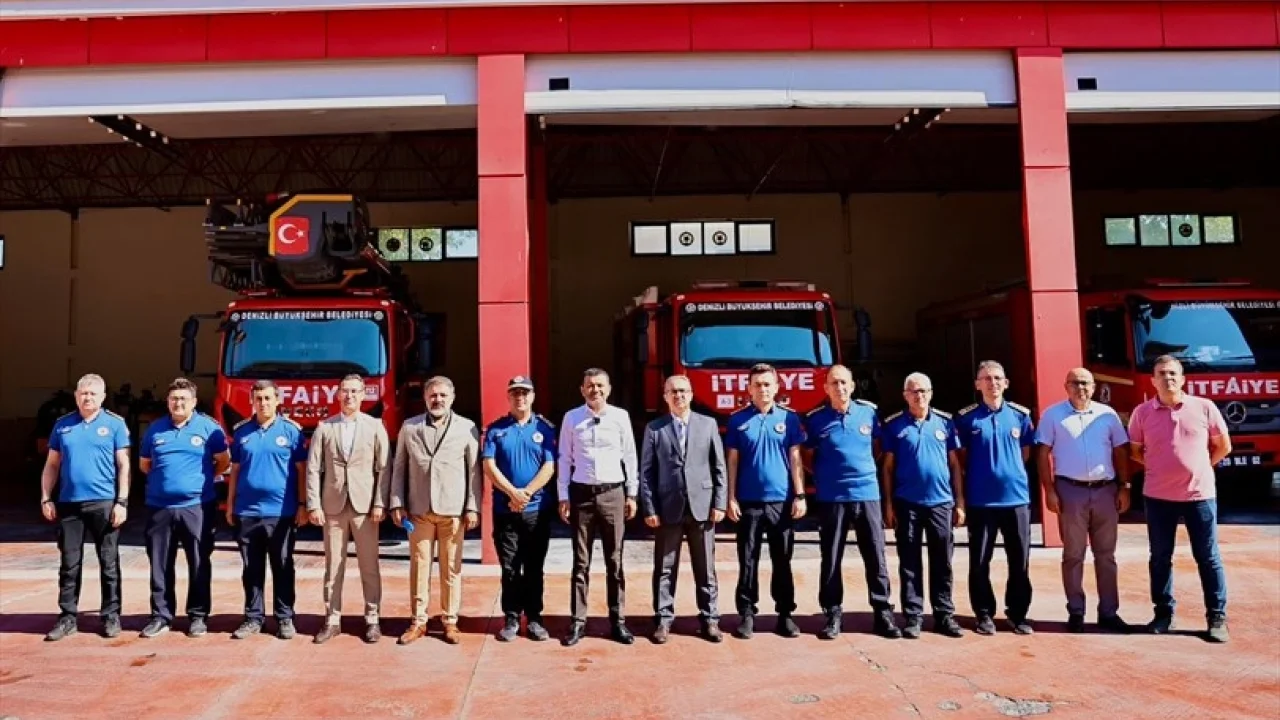 Denizli'de Başkan Çavuşoğlu’ndan itfaiye eğitim merkezi’ne ziyaret