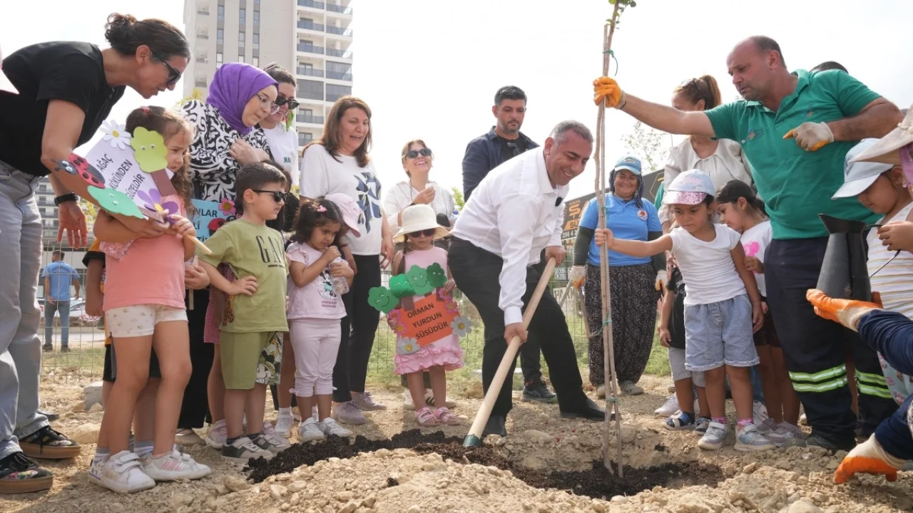 Fidanlar; yanan ormanlar, çocuklar ve Zeydan Karalar için dikildi