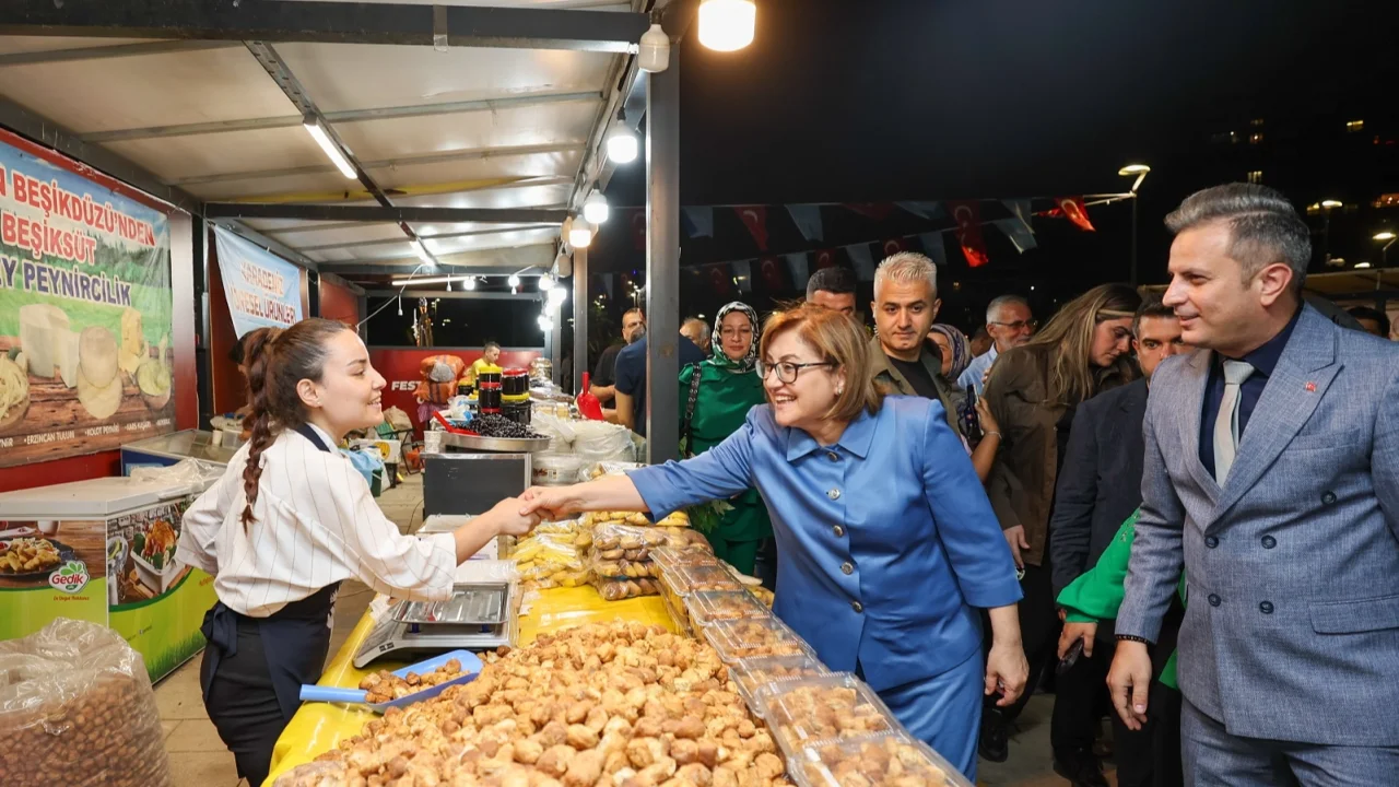 Gazi Şehirlilerden Hemşehri Dernekleri Festivali’ne yoğun ilgi