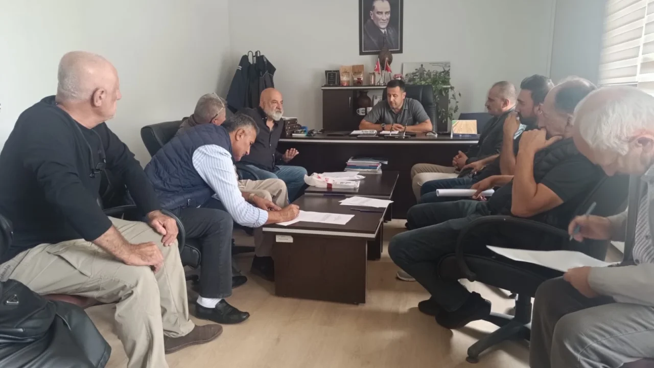Bilecik Pazaryeri’nde muhtarlara 'İklim Akıllı Tarım' eğitimi