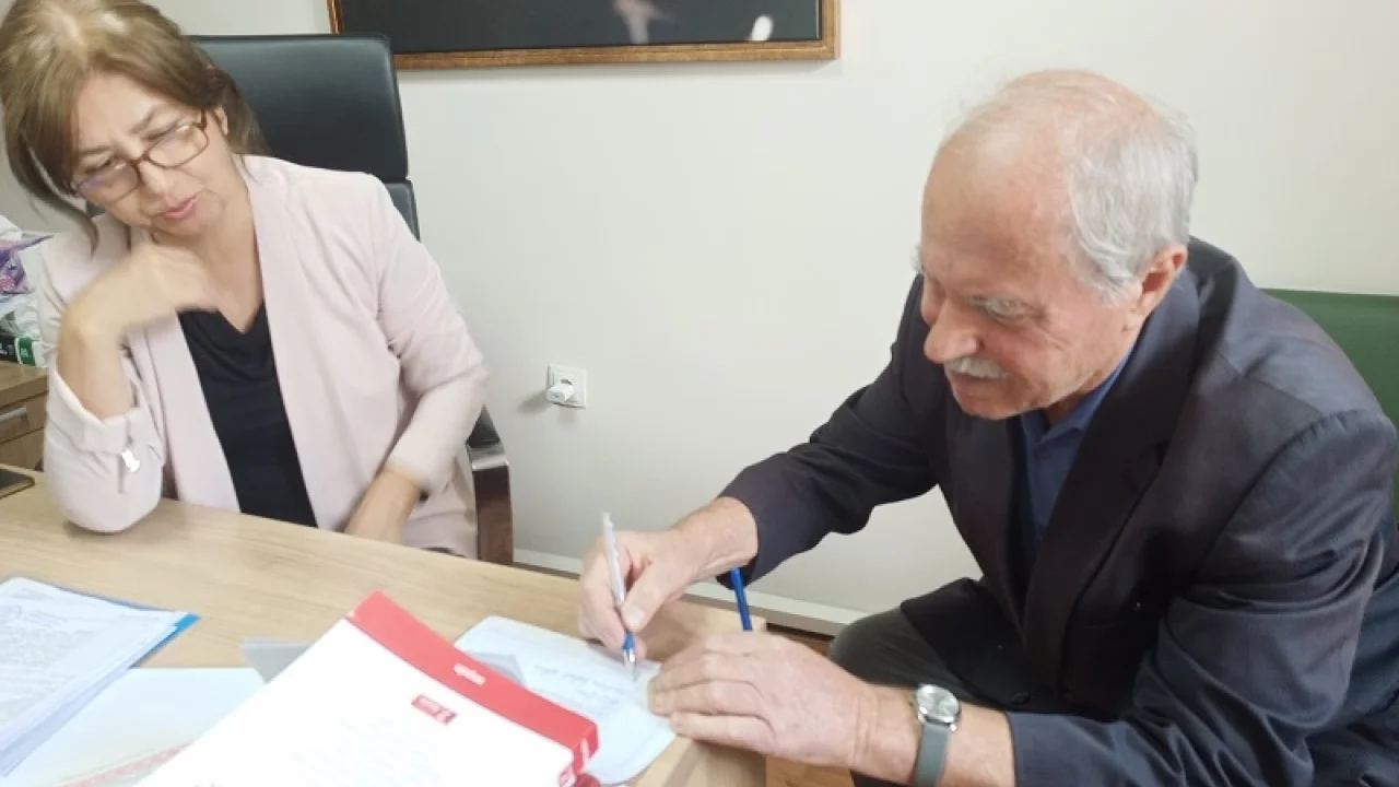 "Dünya malı dünyada kalmıyor" dedi ve evini TSK'ya bağışladı!