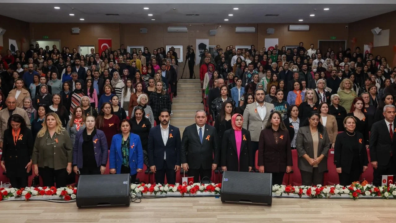 Ankara Keçiören kadına yönelik şiddete karşı ses yükseltti