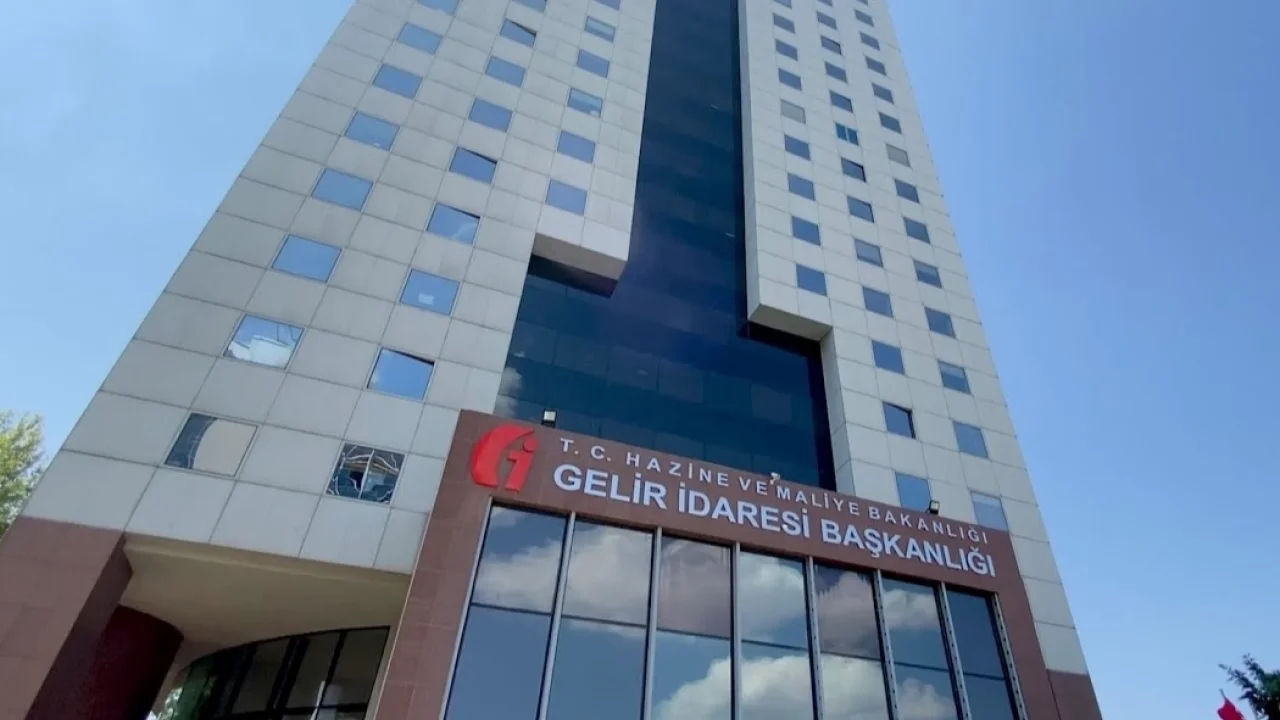 Basit usul mükellefler için yeni düzenleme... Defter ve belge işlemlerine geçiş yetkisi oda ve birliklerde