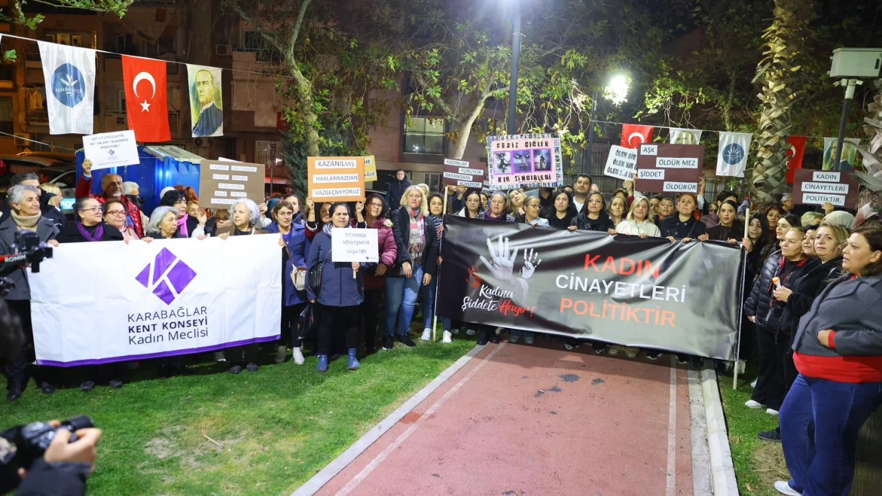 İzmir Karabağlar’da şiddete karşı tek ses tek yürek