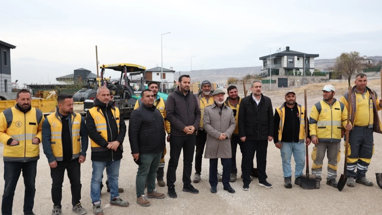 Kayseri Kocasinan'dan tam gaz asfalt mesaisi
