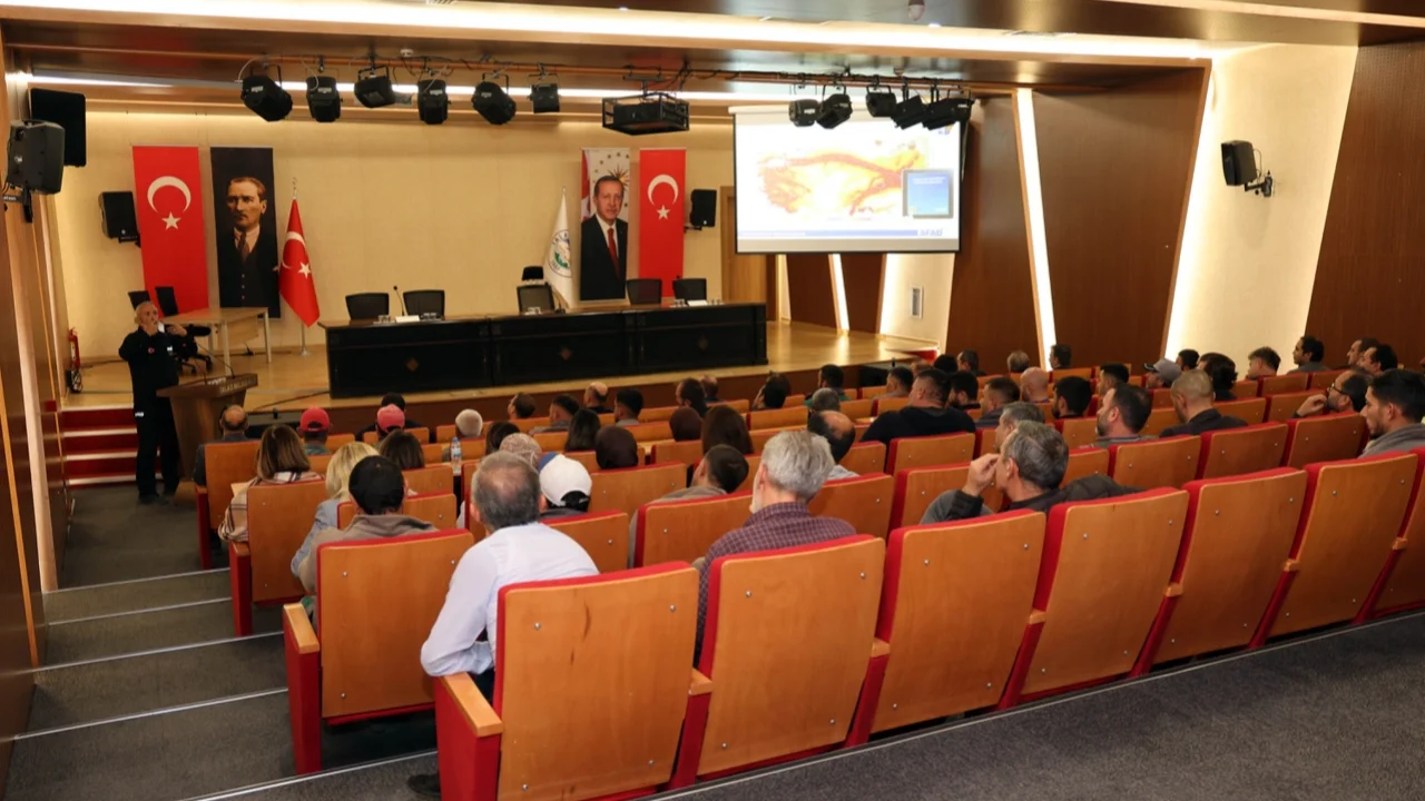 Kayseri Talas'tan personele afet eğitimi