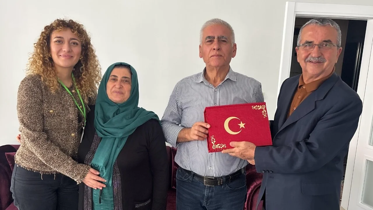 Kocaeli'de gazilere saygı ve minnet ziyaretleri sürüyor