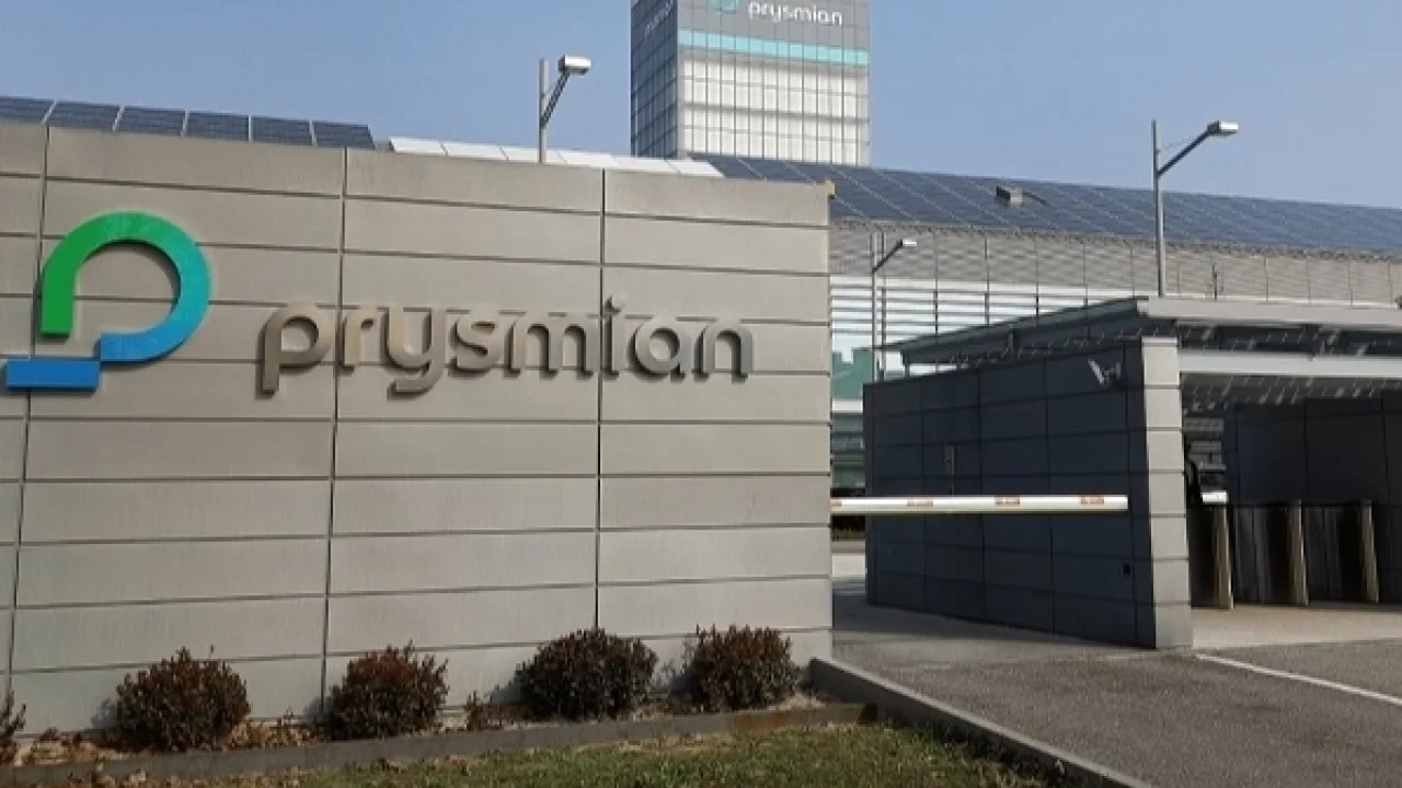 Prysmian’dan dünyanın ilk 160 mikronluk optik fiberini tanıttı