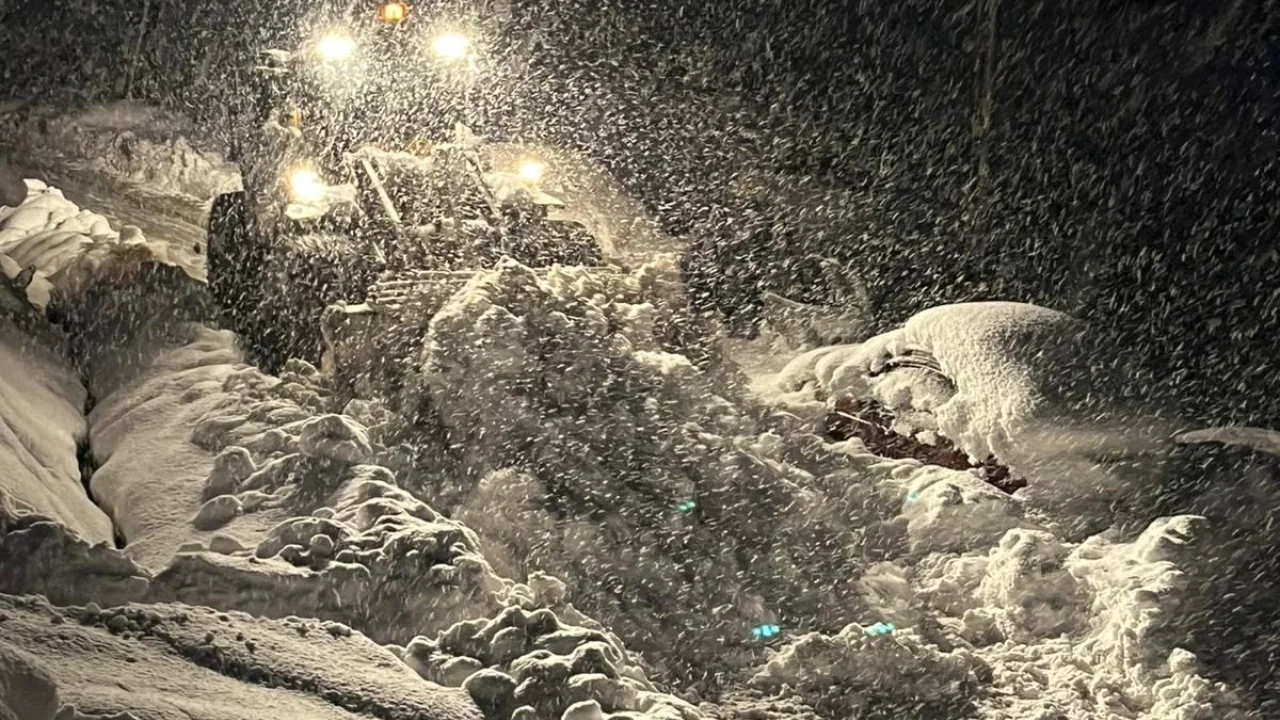 Düzce Yığılca’da kar kalınlığı 60 santimetreyi aştı