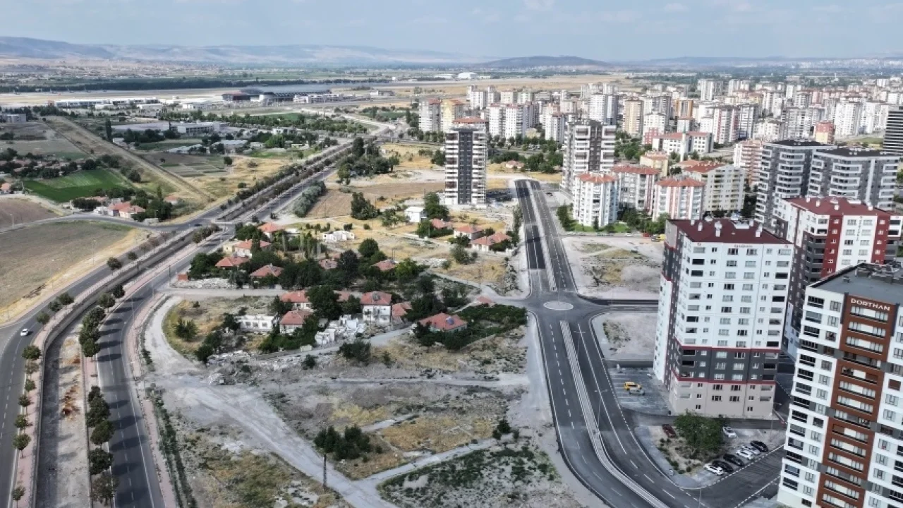 Kayseri Kocasinan 8 yılda bin 85 kilometre yol yaptı