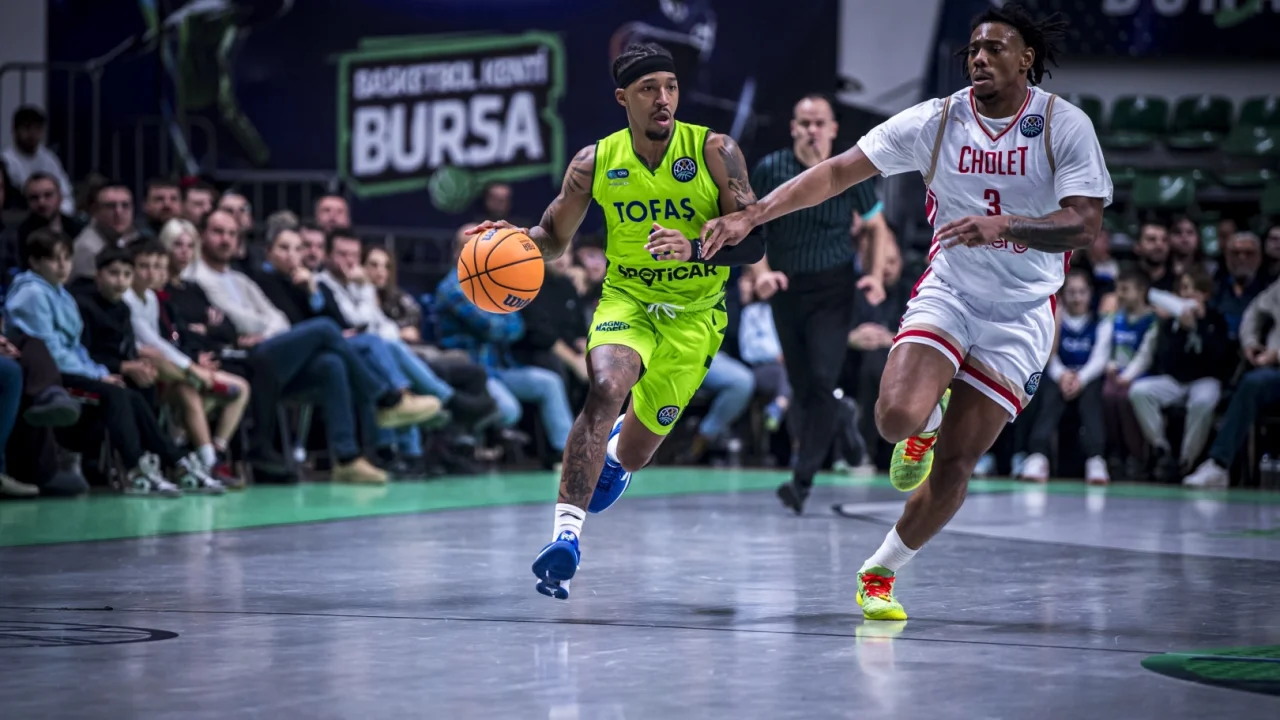 Basketbol Şampiyonlar Ligi'nde son 16 bilet Tofaş'ın