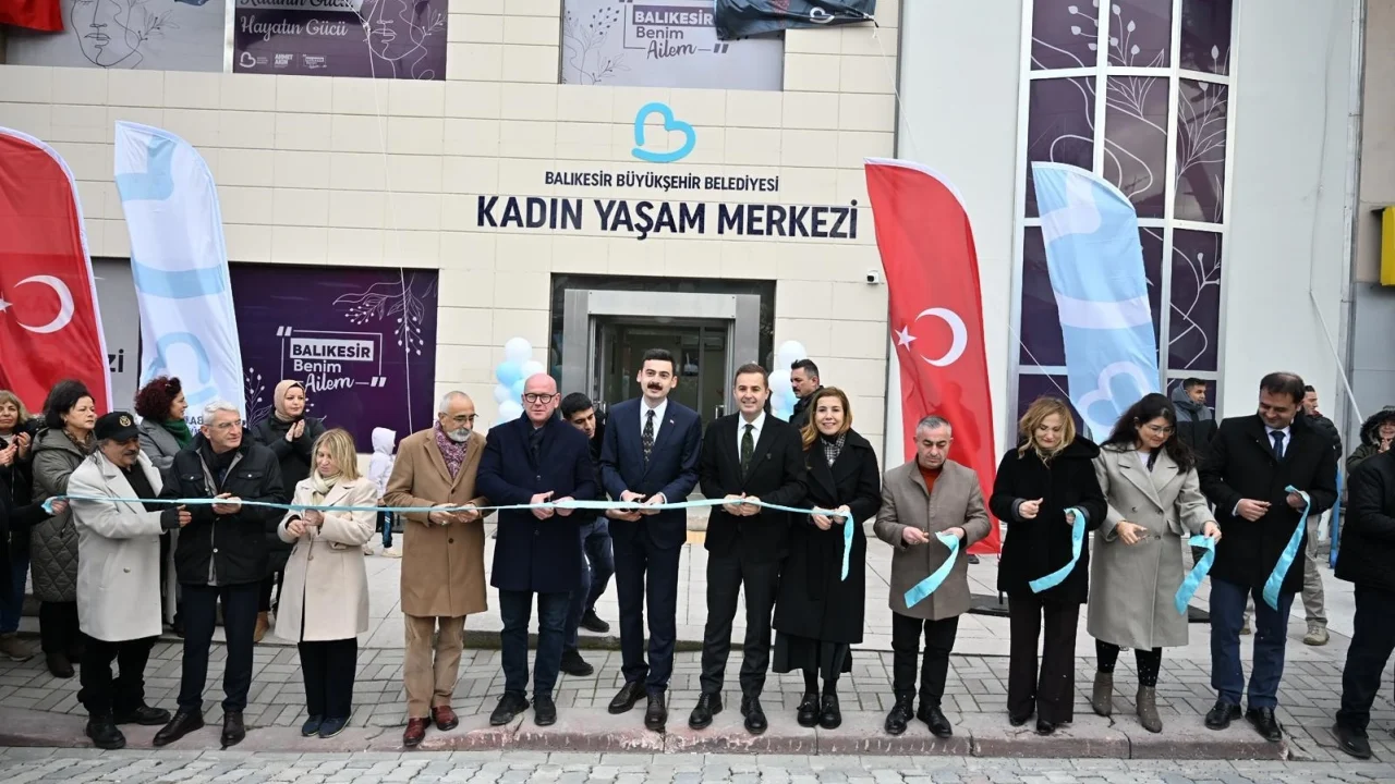Manyas Kadın Yaşam Merkezi hizmete açıldı