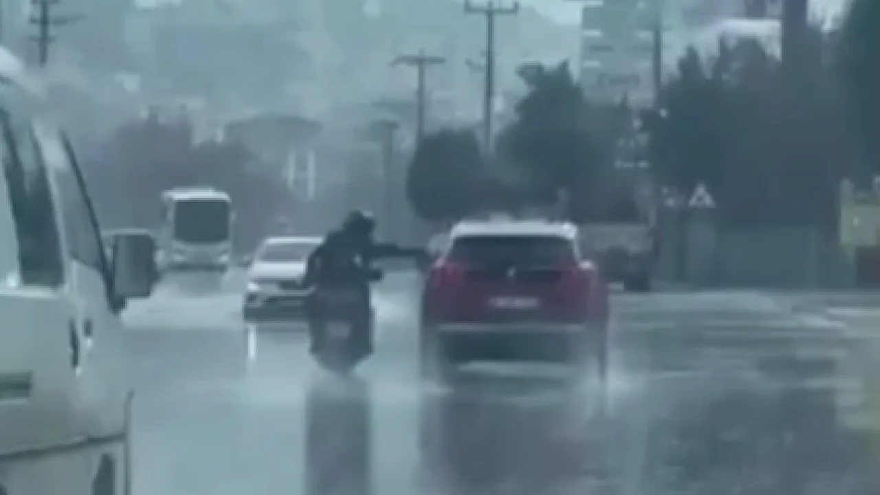 Denizli’de tehlikeli motosiklet sürüşü cezasız kalmadı!