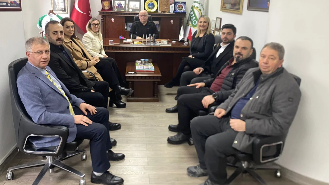 Lösemili Çocuklar Vakfı'ndan Artvin Ticaret ve Sanayi Odası'na ziyaret 