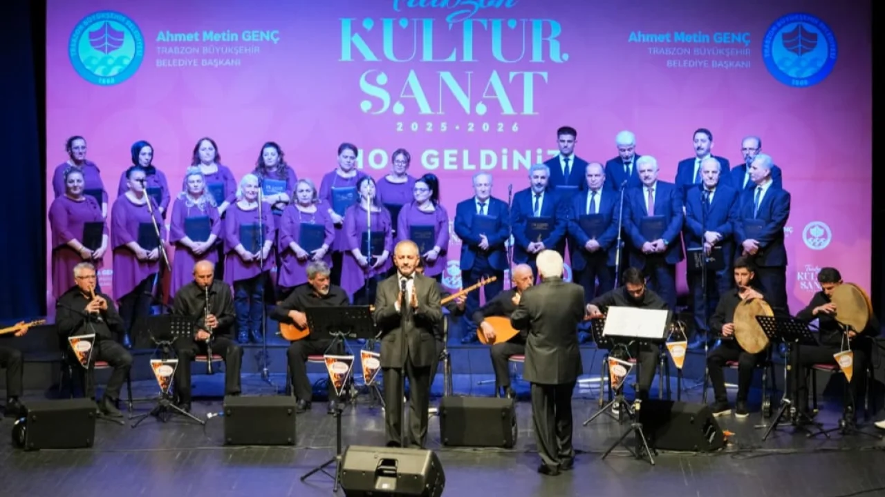 Trabzon’da Türk Halk Müziği rüzgarı esti