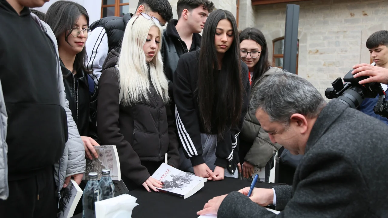 Ankara Keçiören’de Kütüphaneler Haftası’na özel Çanakkale söyleşisi