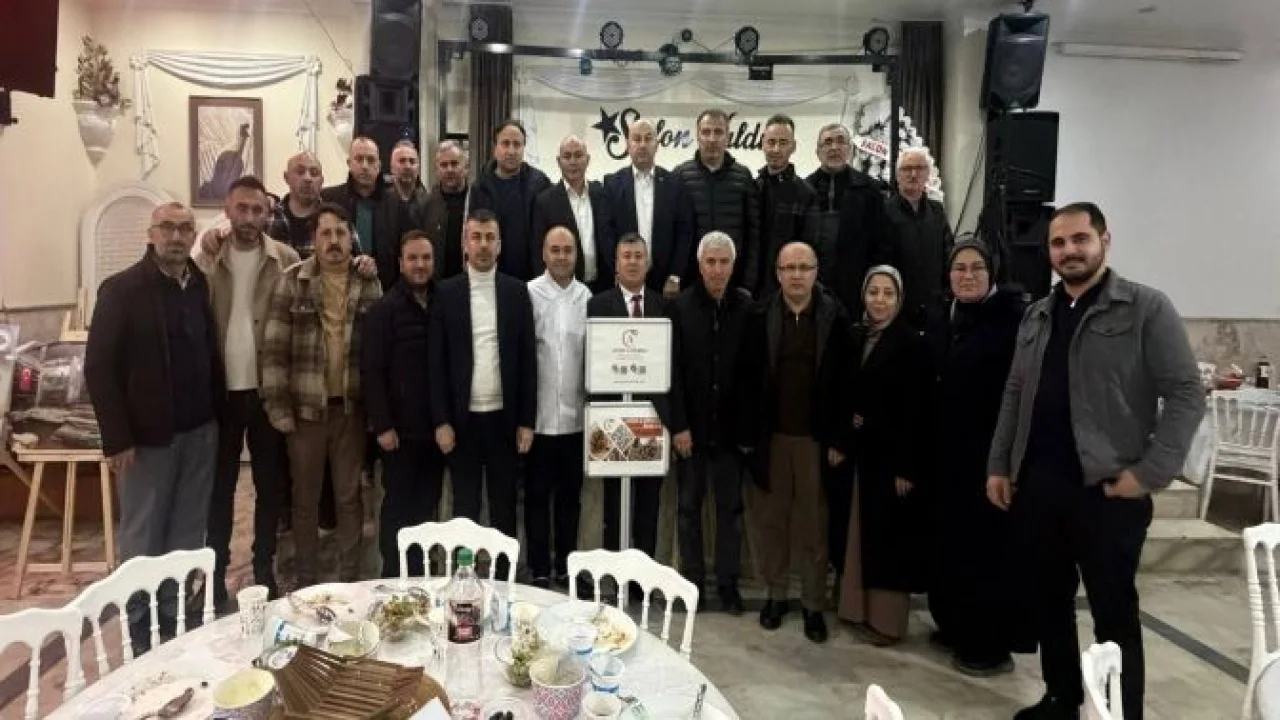 Başkan Güngör, Tekke Köyü Derneği İftarına Katıldı